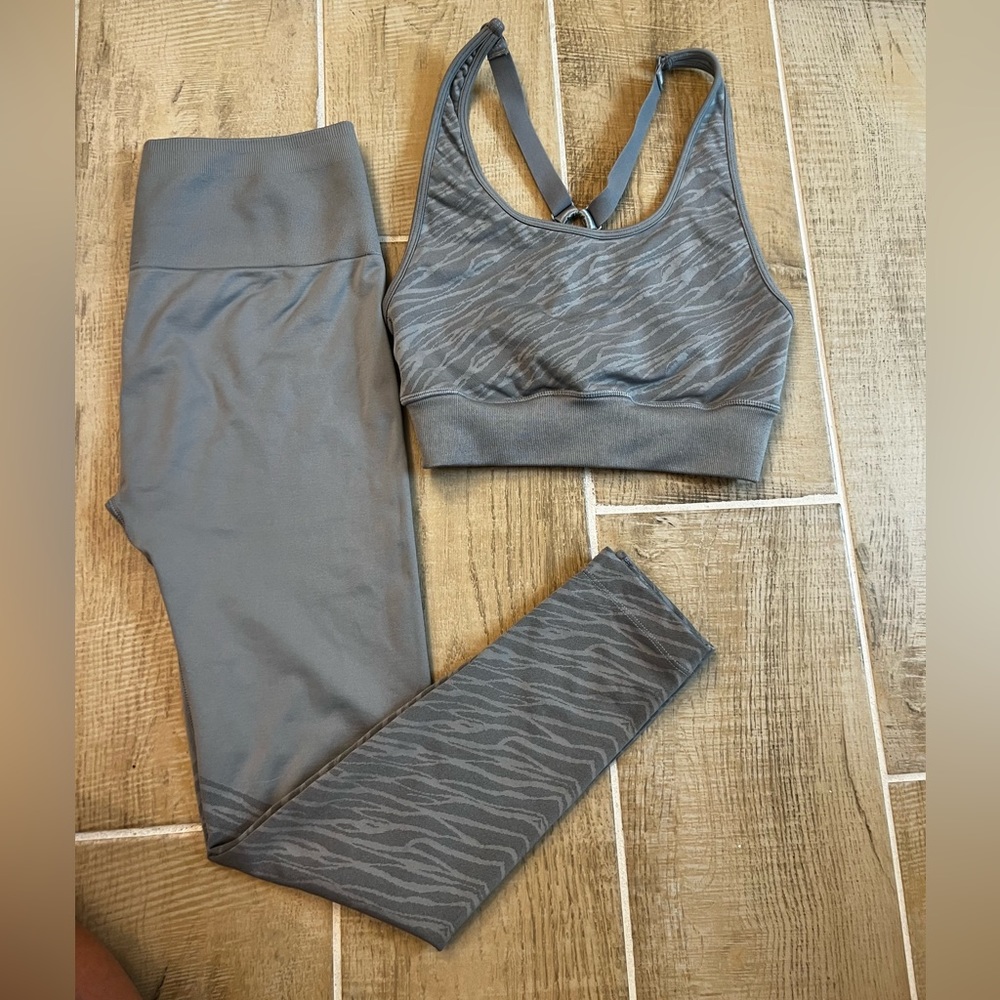 Grey Fabletics Sports Bra and Leggings Set